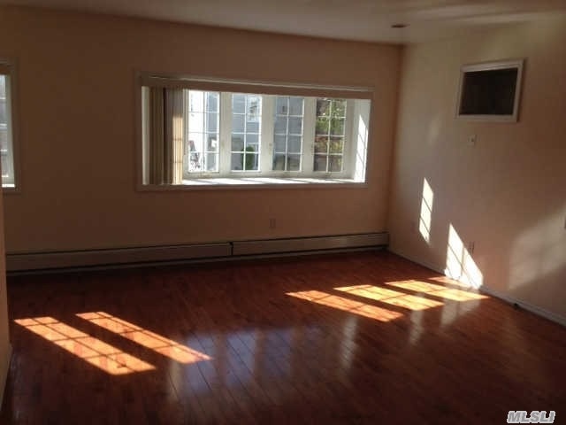15436 17th Rd unit 1st Fl, Whitestone, NY 11357 - photo 1