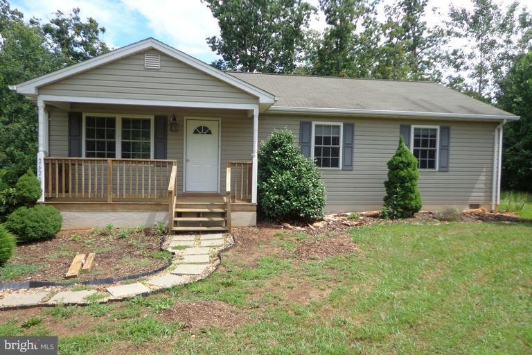 26254 Stonesiffer Ln, Unionville, VA 22567 - photo 1