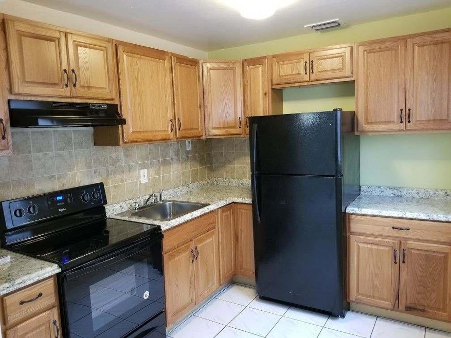 716 SW 9th St, Dania, FL 33004 - photo 1