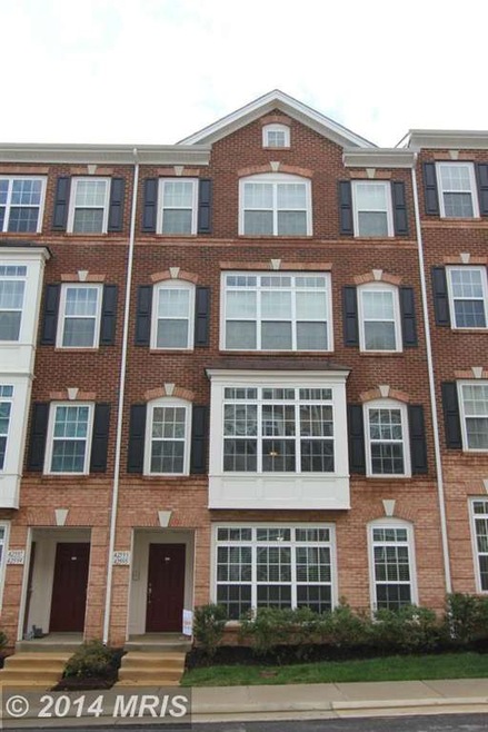 42593 Cardinal Trace Terrace unit 10E, Ashburn, VA 20148 - photo 1