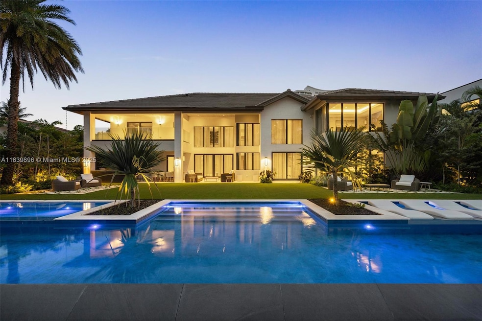 For Sale $11,850,000