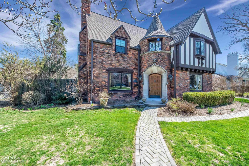 806 Pemberton Rd, Grosse Pointe Park, MI 48230 - photo 1