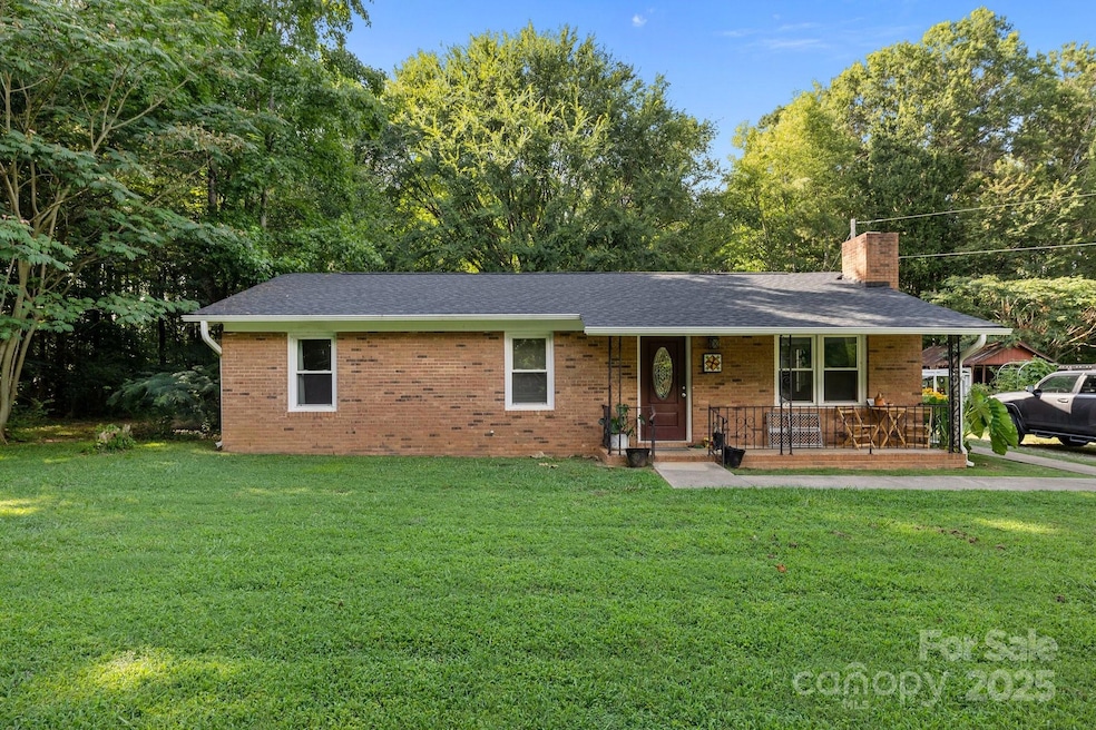 1108 Willoughby Rd, Monroe, NC 28110 - photo 1