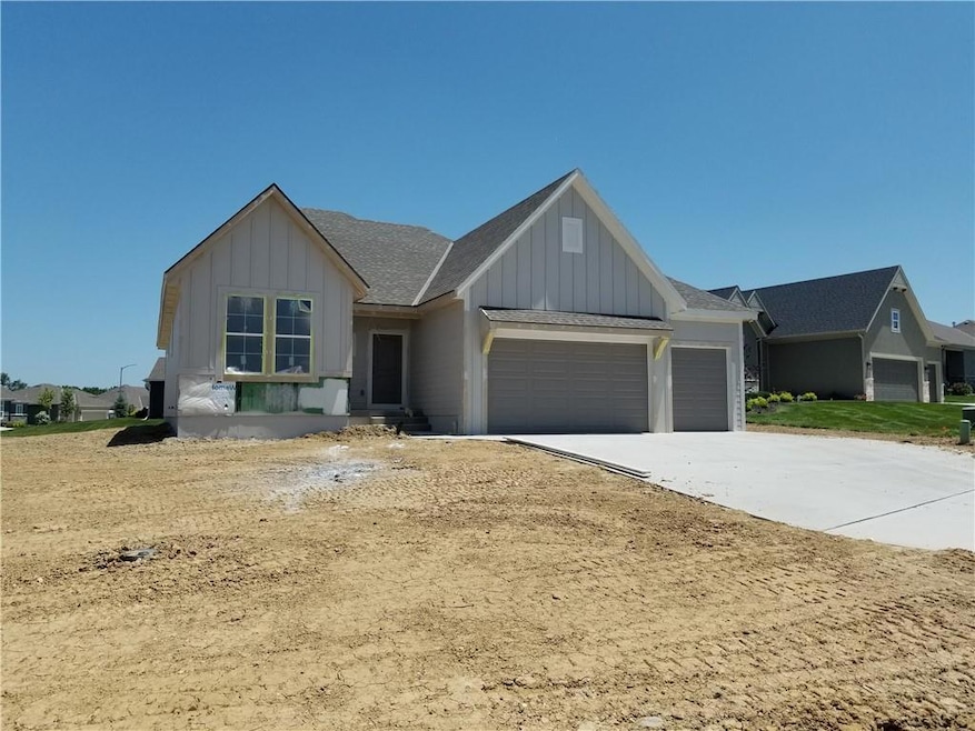 For Sale $595,000 • Co-Listing Agent