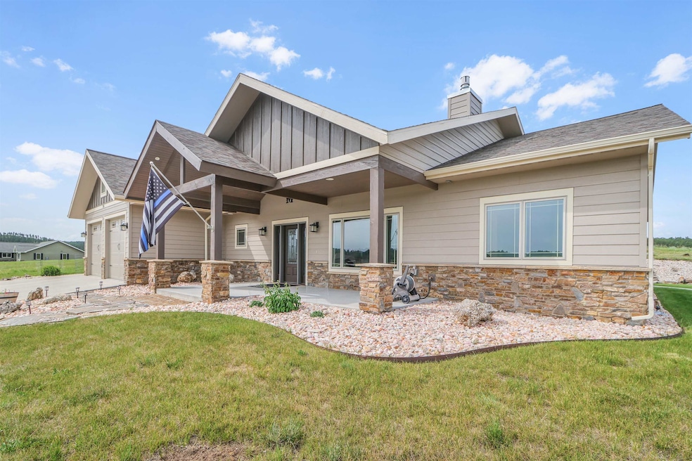 For Sale $749,500 • Co-Listing Agent