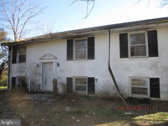 7913 Frys Ln, Windsor Mill, MD 21244 - photo 1