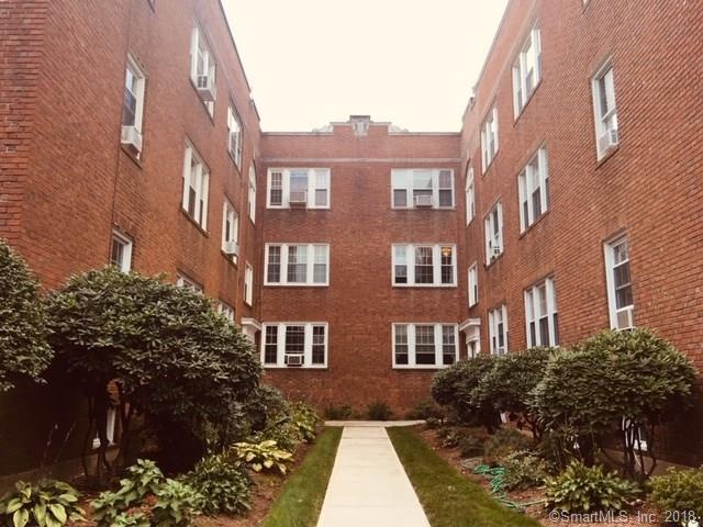 29 Robin Rd unit 303, West Hartford, CT 06119 - photo 1