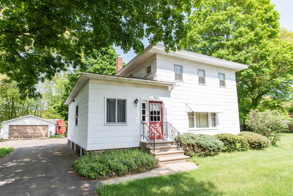 Marshall St 715 Allegan-2