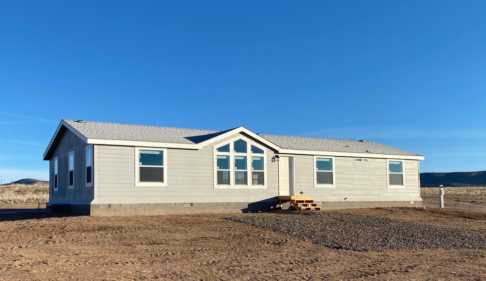 2880 W Milk Ranch Trail, Paulden, AZ 86334 - photo 1