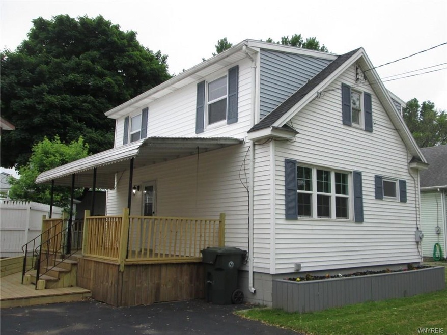 131 Fredericka St, North Tonawanda, NY 14120 - photo 1