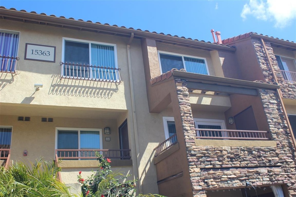 Exterior Front - 2nd Floor (2 stories unit)
