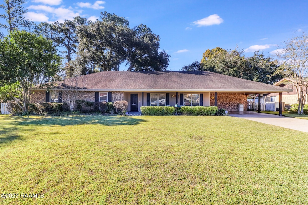 1004 Roselawn-25