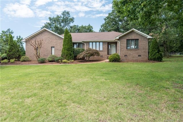 3757 Heatherbrook Trail  Front