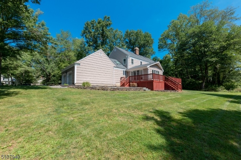 56 Woods End Dr, Basking Ridge, NJ 07920 - photo 1