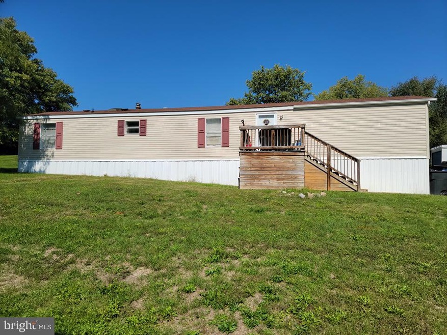 50 Isabelle Dr, Bunker Hill, WV 25413 - photo 1