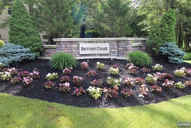 708 Brittany Dr, Wayne, NJ 07470 - photo 1