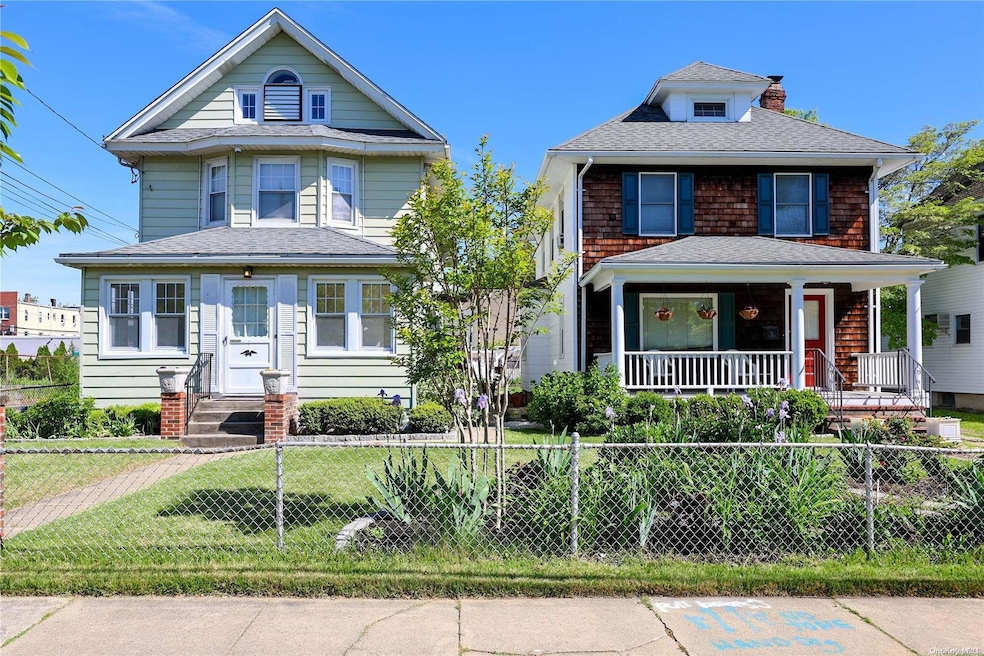 Sold $1,850,000 • Co-Listing Agent