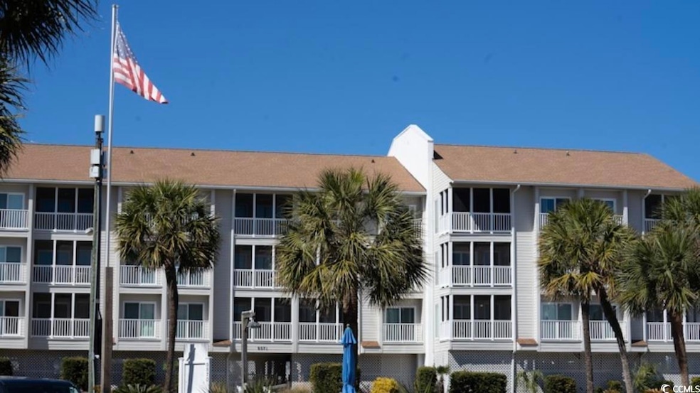 View of apartment building / complex