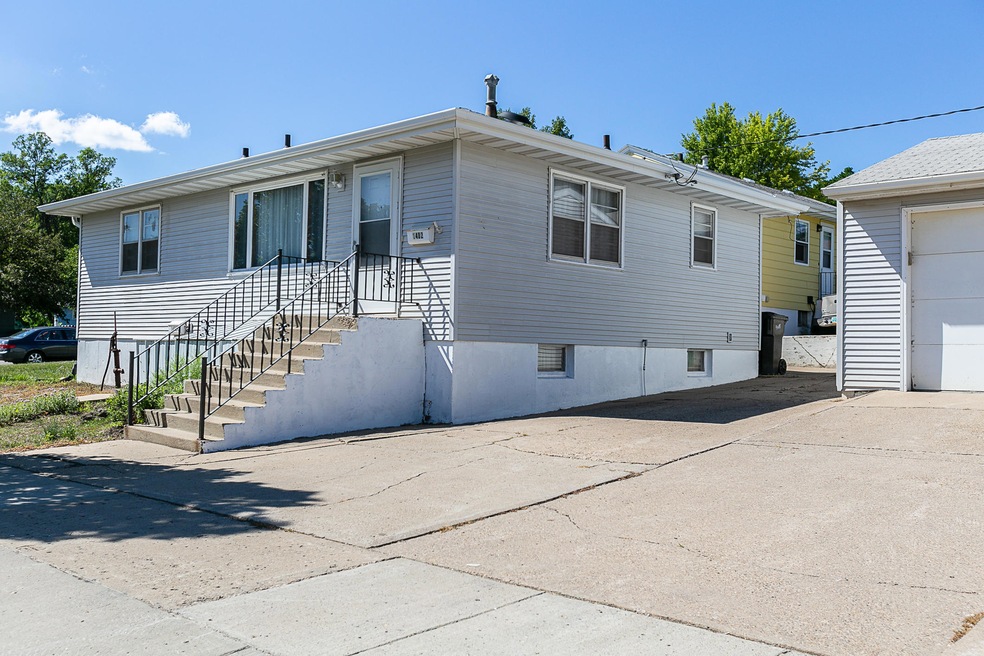 Front/Side Exterior