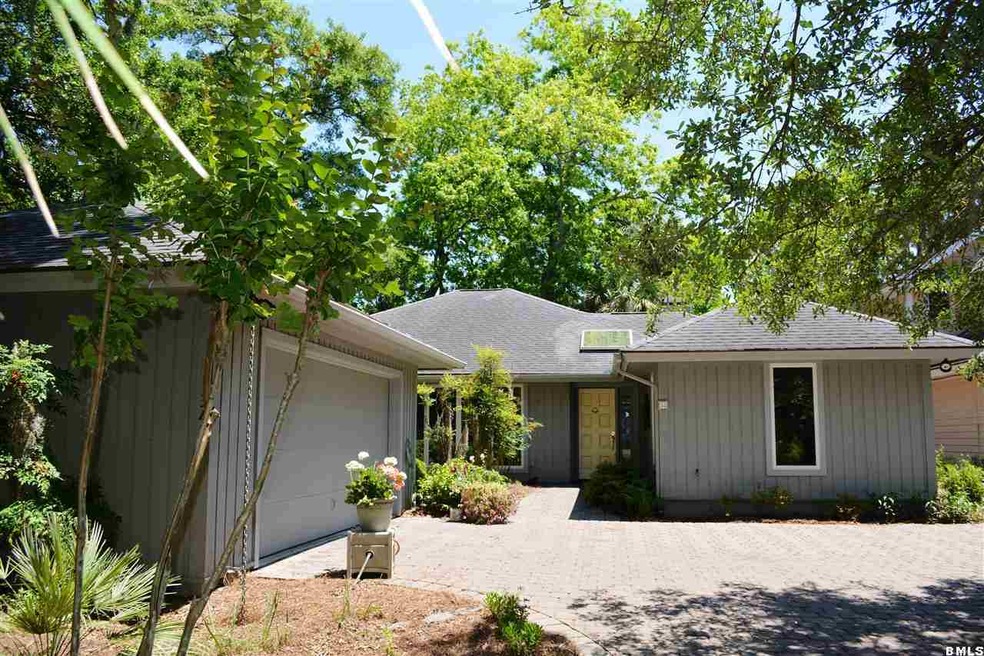 34 Reeve Ct, Saint Helena Island, SC 29920 - photo 1