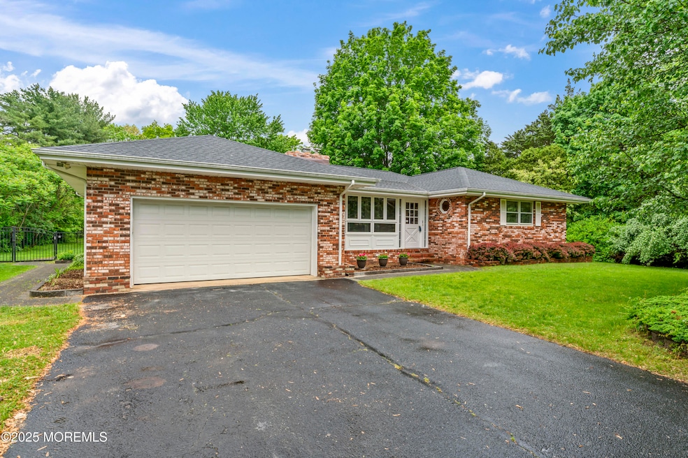 205 Edgemere Dr