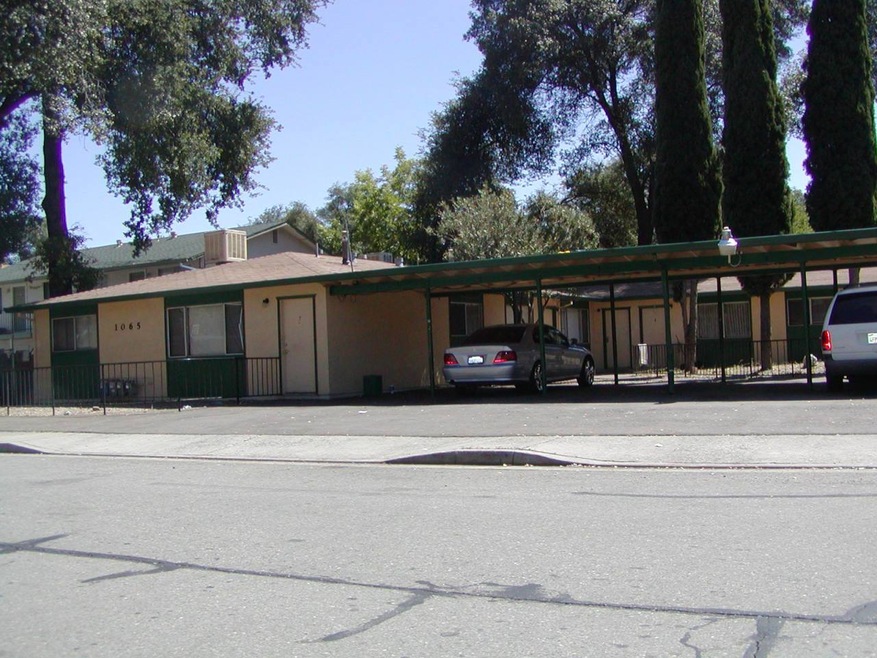 1065 Le Brun Ln, Redding, CA 96002 - photo 1