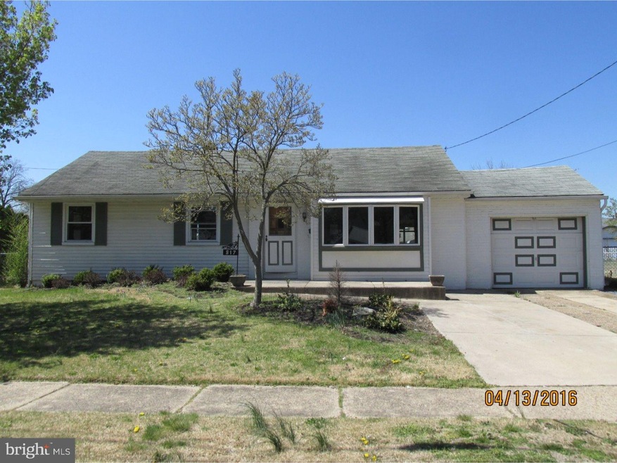 817 Colby Ave, Delran, NJ 08075 - photo 1