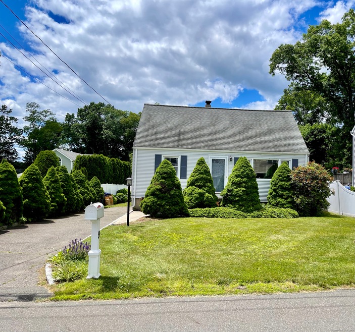 9 Barbara Dr, Norwalk, CT 06851 - photo 1