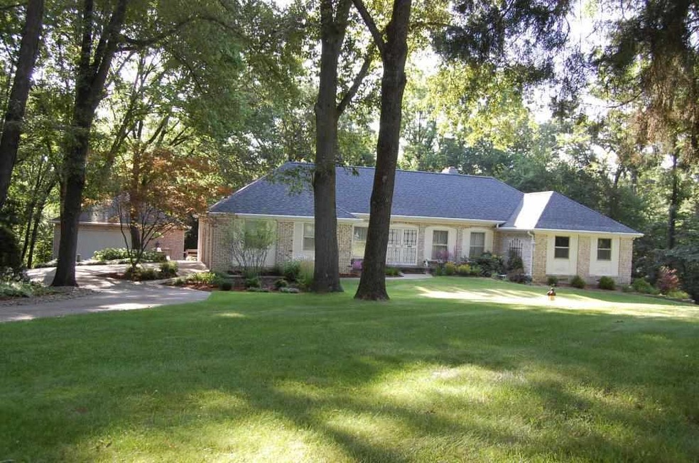 6422 N Smith Rd, Edwards, IL 61528 - photo 1