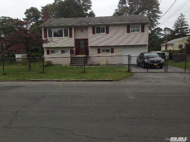 unlisted-address, Copiague, NY 11726 - photo 1