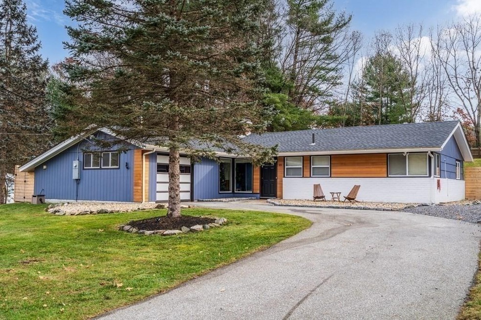 13 Eisenhower Rd, Framingham, MA 01701 - photo 1