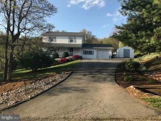 13426 Crimson Ln, Linden, VA 22642 - photo 1