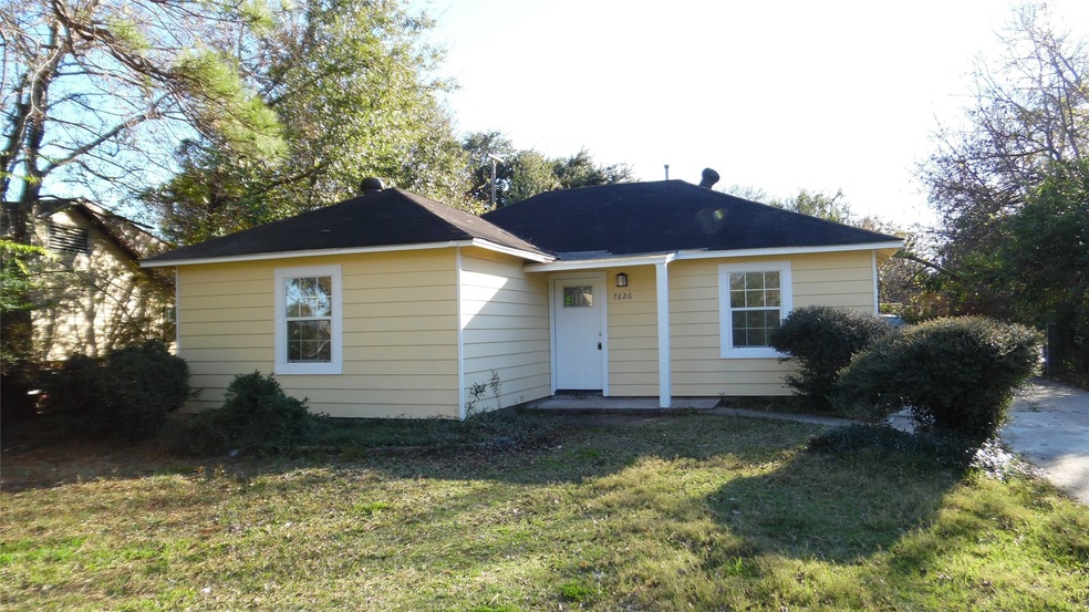 7626 Southern St, Houston, TX 77087 - photo 1