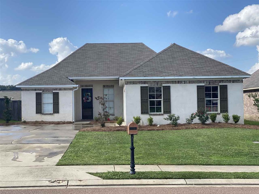222 Greenfield Ridge Dr, Brandon, MS 39042 - photo 1