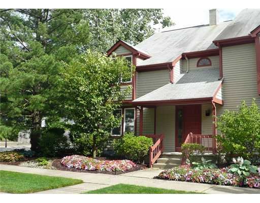 189 Laurel Ave unit 1, Providence, RI 02906 - photo 1