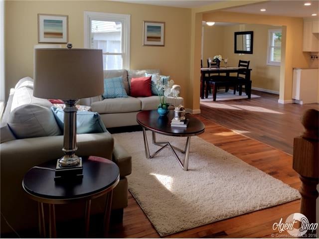 Open Floor Plan for Everyday Living, Cooking and D