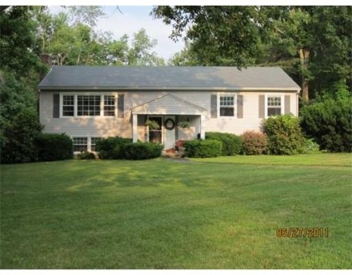 27 Twinbrooke Dr, Holden, MA 01520 - photo 1