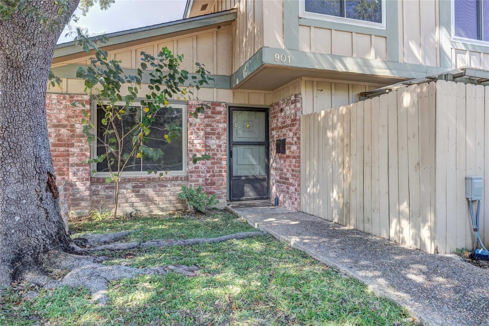 901 E Village Ln, Austin, TX 78758 - photo 1