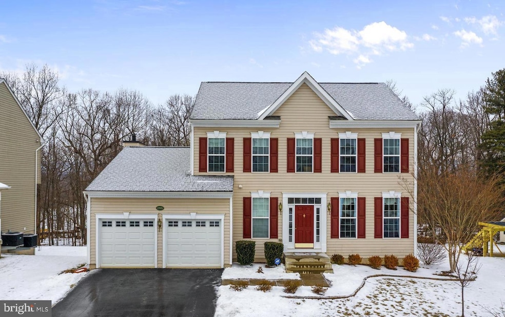 17665 Marbury St, Round Hill, VA 20141 - photo 1