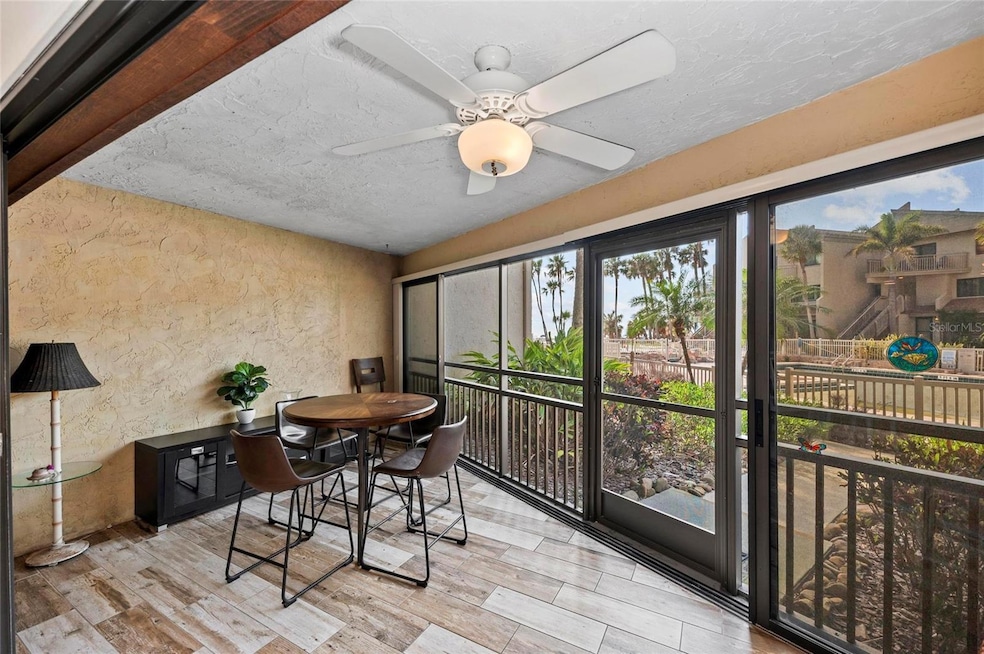 Lanai - ground level
