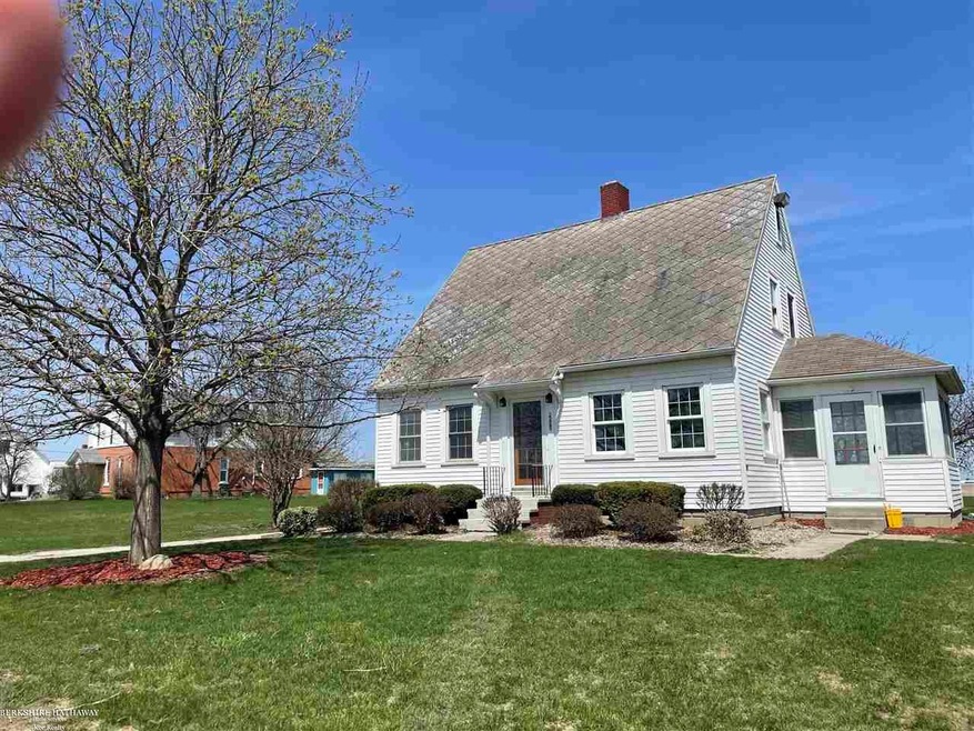 4871 E Holland Rd, Saginaw, MI 48601 - photo 1