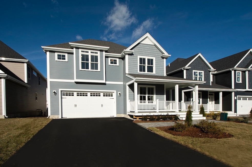 26 Manchester St, Weymouth, MA 02190 - photo 1