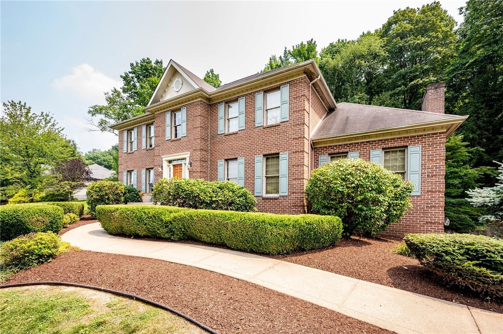 3105 Oak View Dr, Export, PA 15632 - photo 1