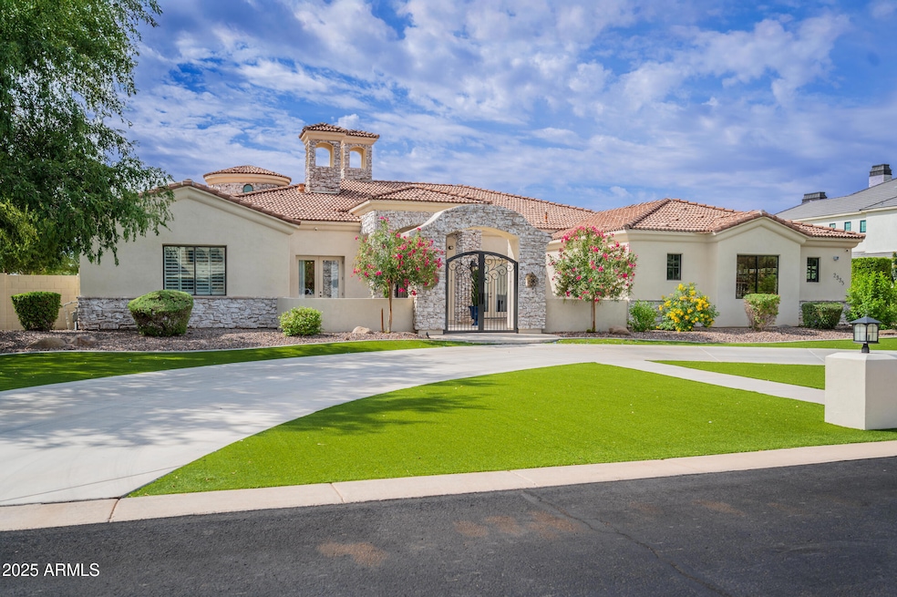 Under Contract $2,580,000 • Co-Listing Agent