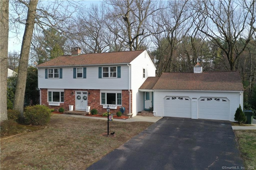 165 Woodmont Dr, East Hartford, CT 06118 - photo 1