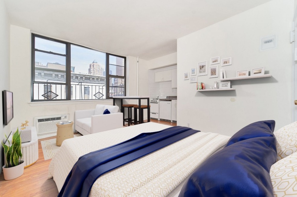 400 W 45th St unit 5 B, New York, NY 10036 - photo 1