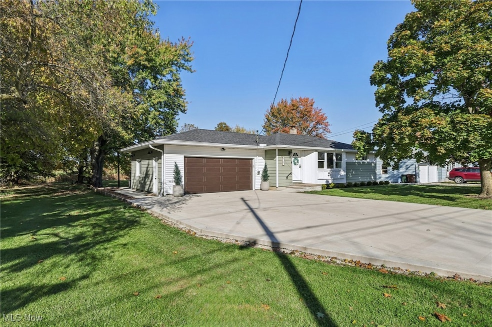 6147 Stone Rd, Medina, OH 44256 - photo 1