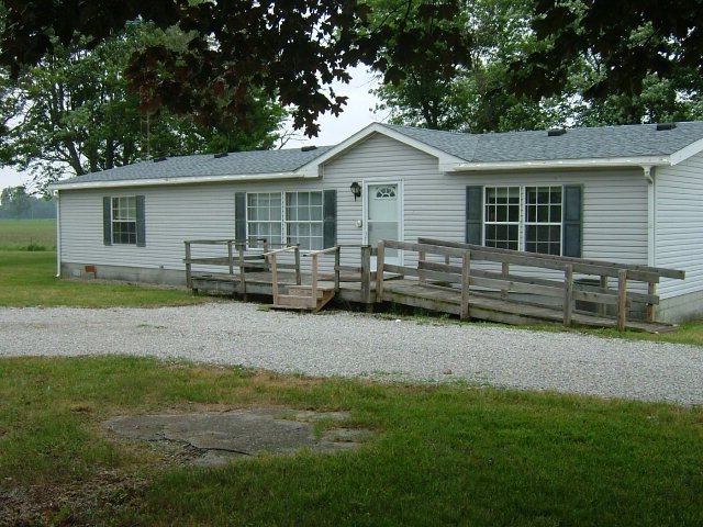 8979 Caledonia-Bellville Rd, Galion, OH 44833 - photo 1