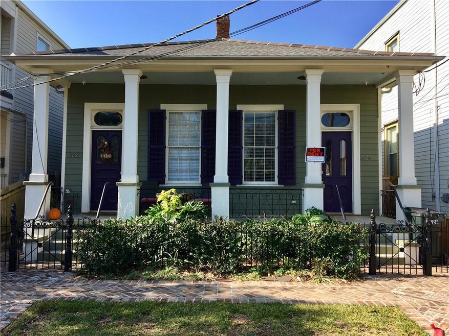 624 First St, New Orleans, LA 70130 - photo 1