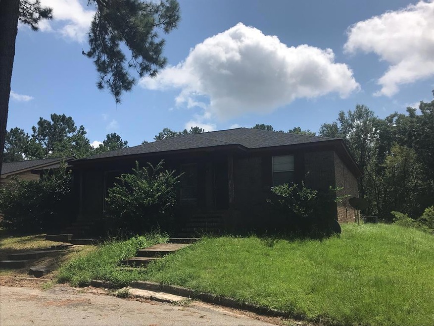 1934 Edgerly Ave, Albany, GA 31707 - photo 1